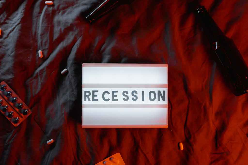 Ten Rules of Thumb for Predicting Recession